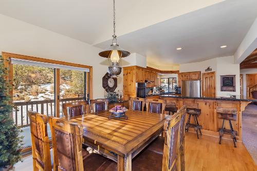 Big Bear Cabin - HighlandManor - 0004