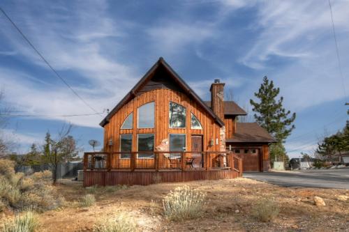 Big Bear Cabin - HowlingWolfLodge - 0001