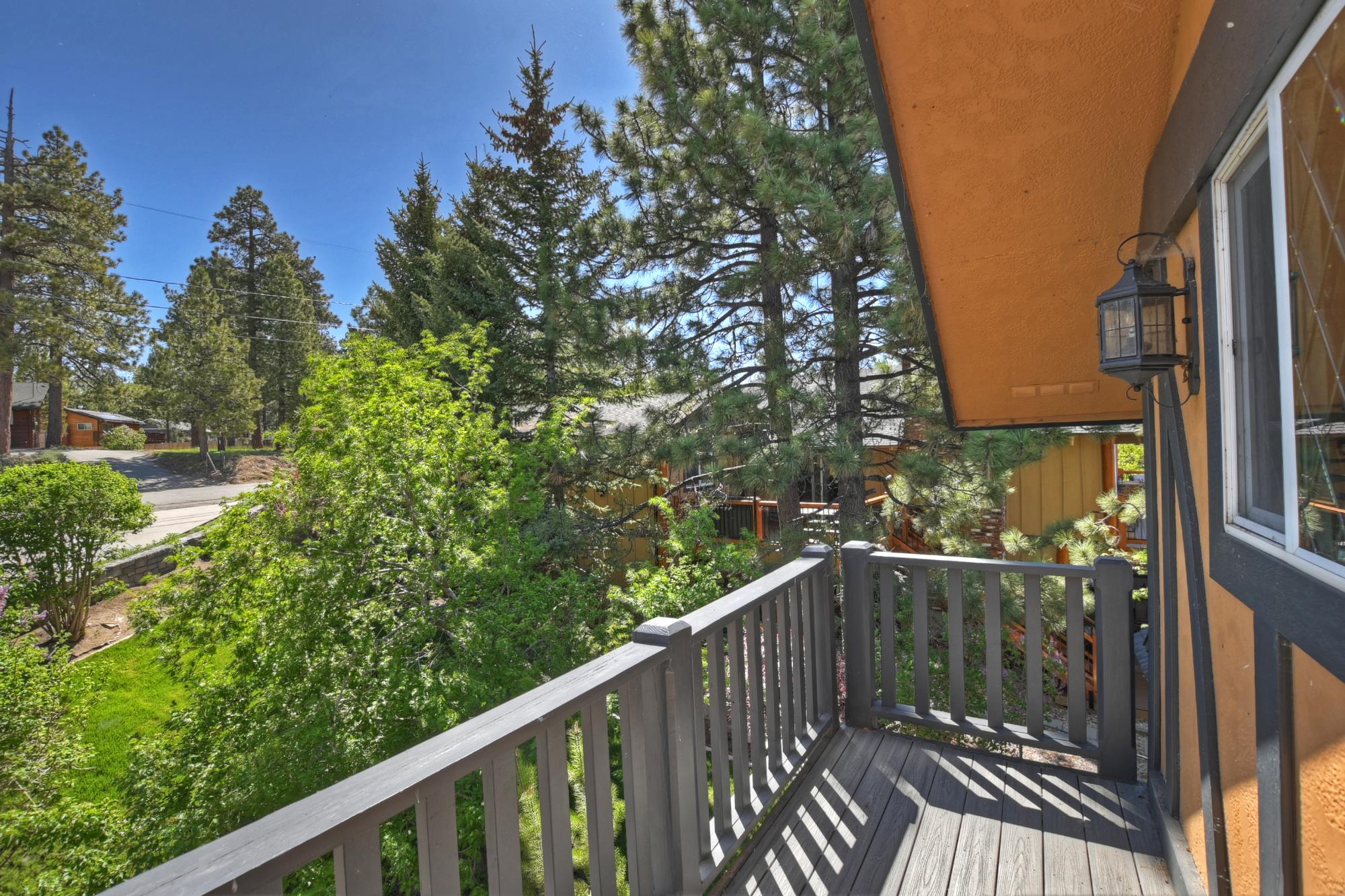 Big Bear Cabin - It's a Wonderful Life - 39