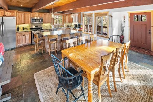Big Bear Cabin - KodaBearLodge - 0002