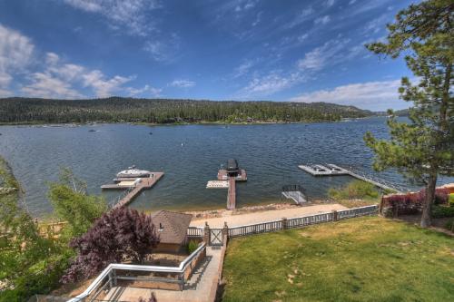 Big Bear Cabin - LakefrontLiving - 0004