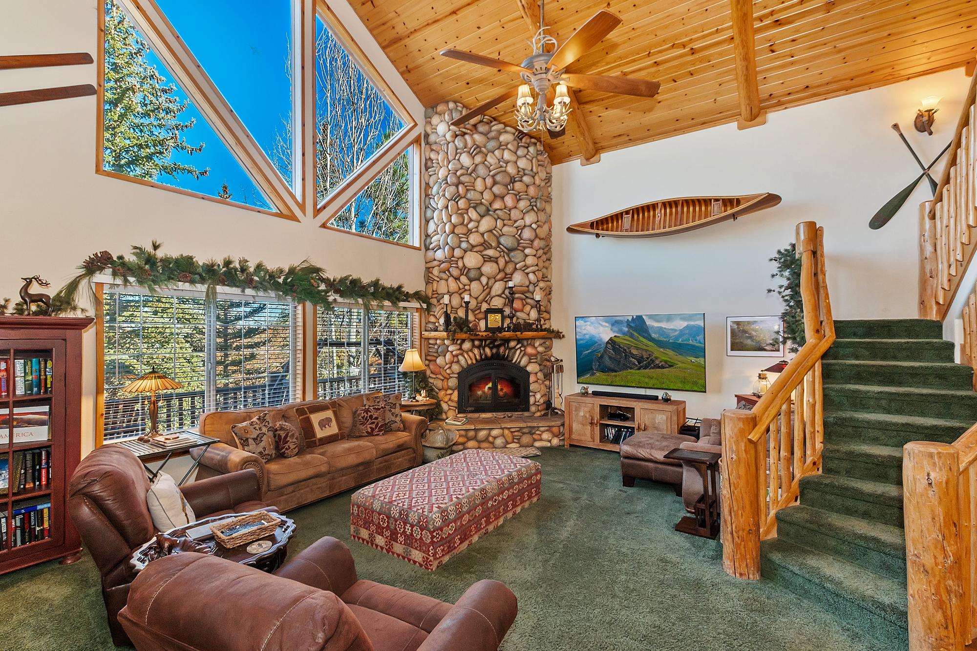 Big Bear Cabin - Lakeview Escape - 9