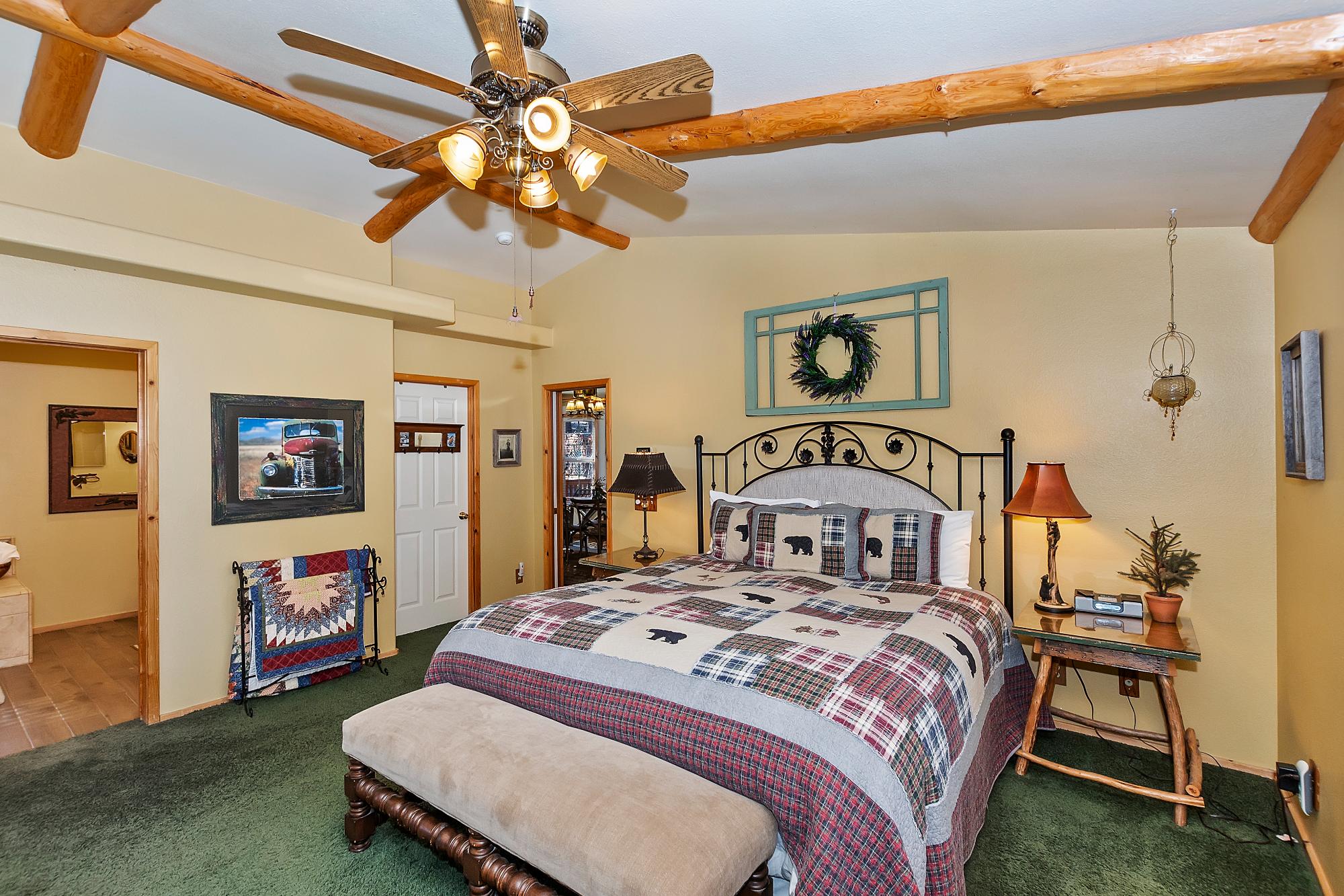 Big Bear Cabin - Lakeview Escape - 23