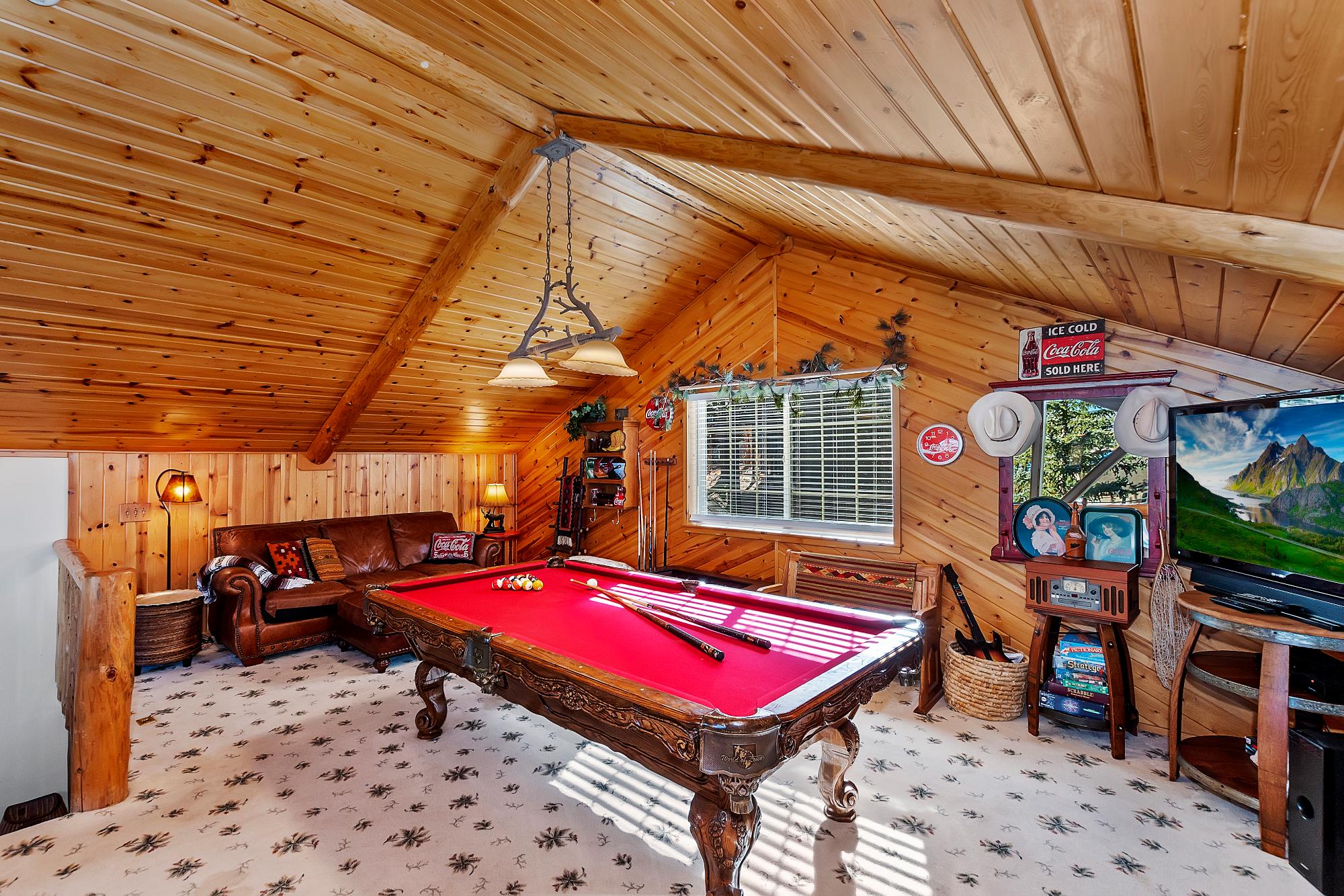 Big Bear Cabin - Lakeview Escape - 33
