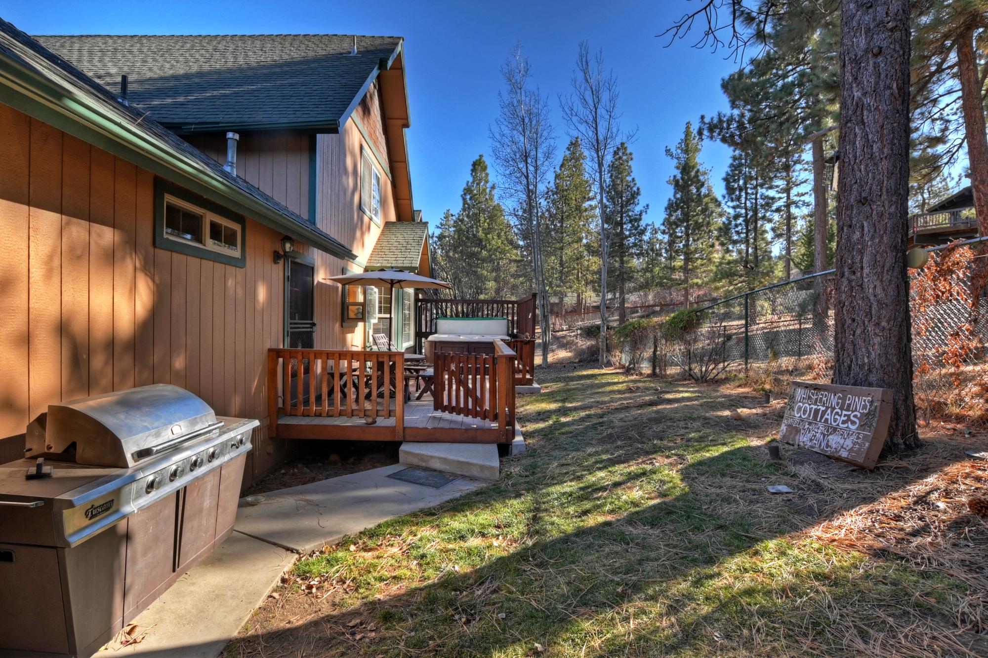 Big Bear Cabin - Lakeview Escape - 40