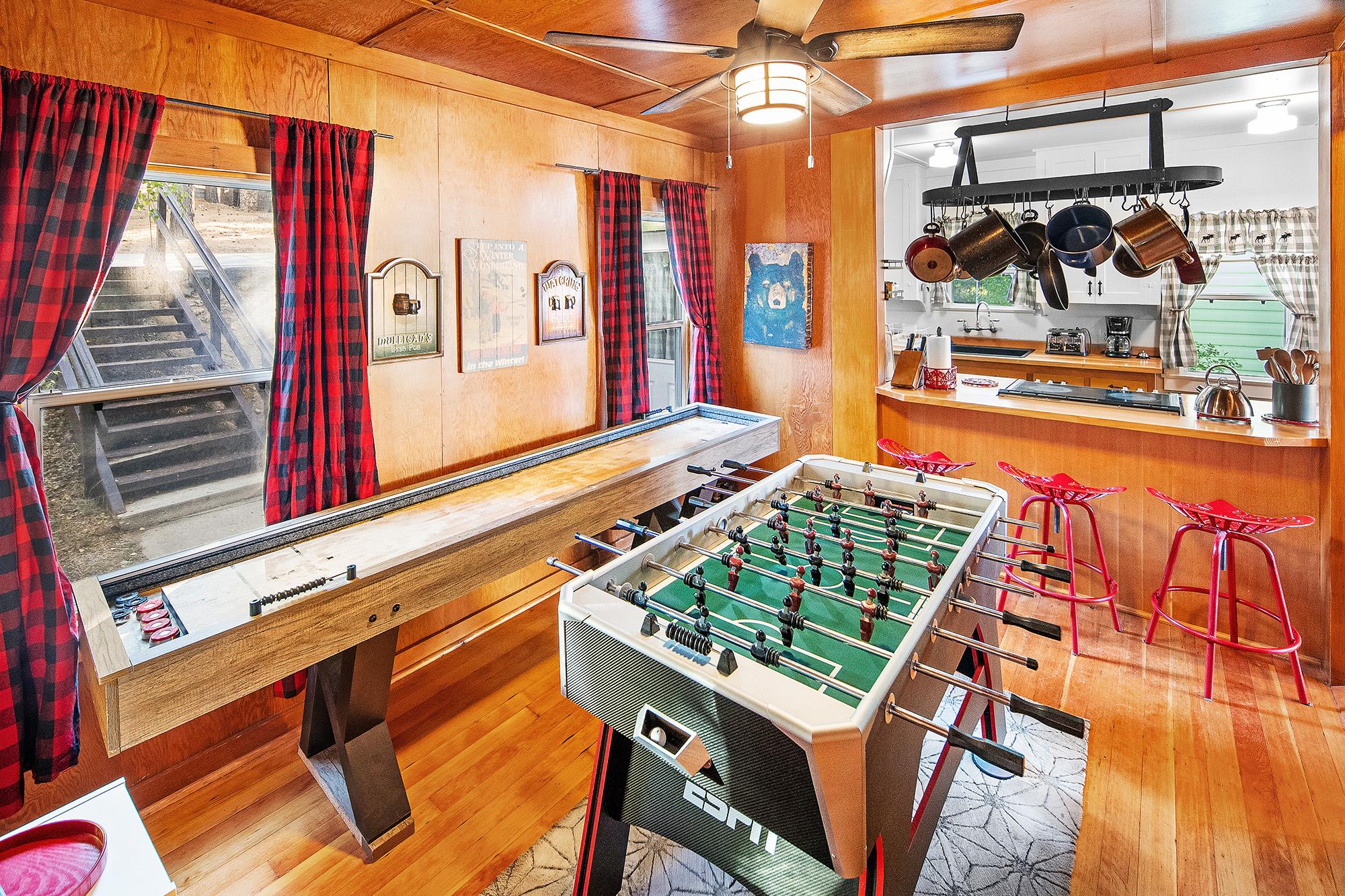 Big Bear Cabin - Lakeview Inn - 3