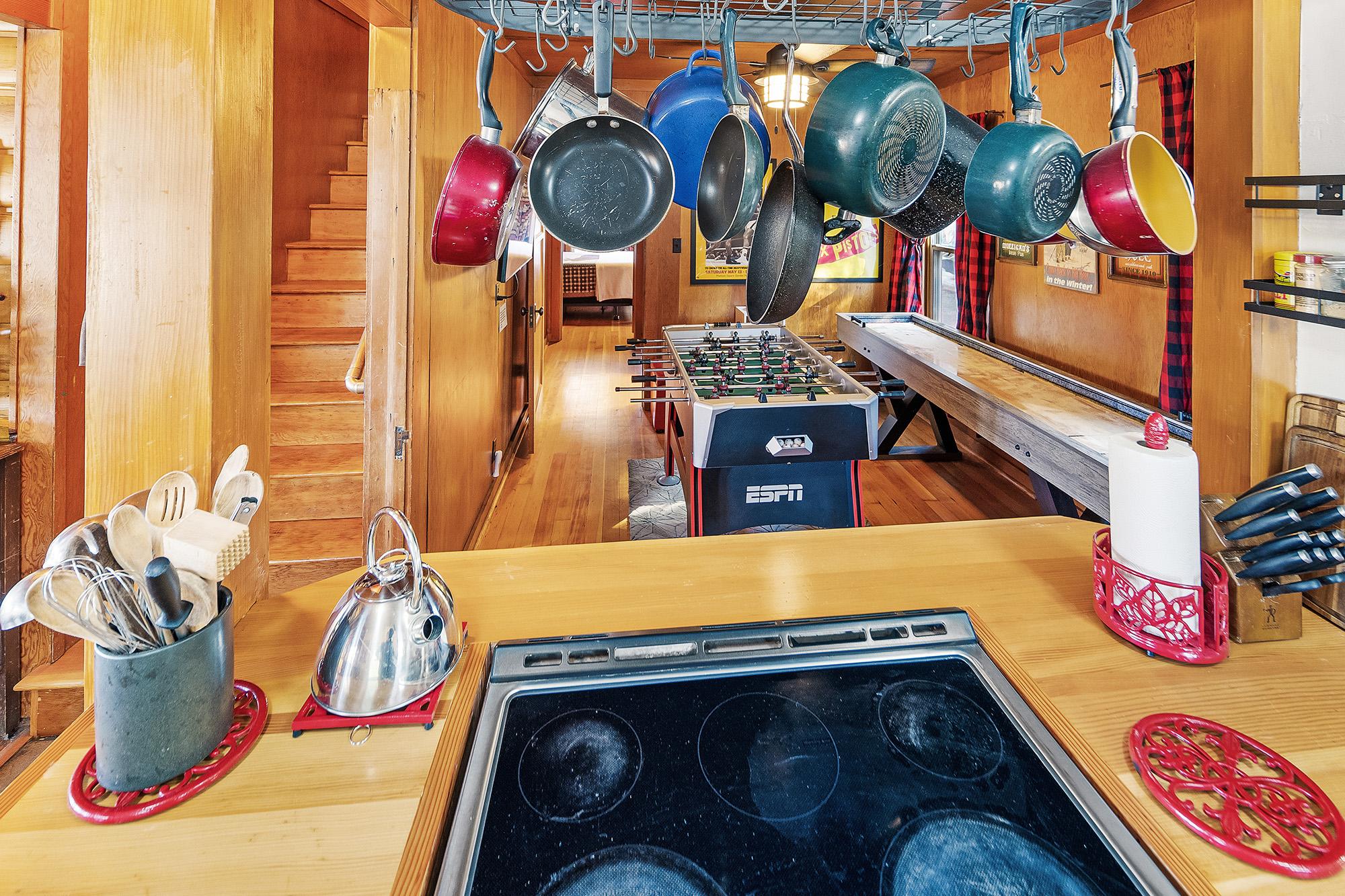 Big Bear Cabin - Lakeview Inn - 11