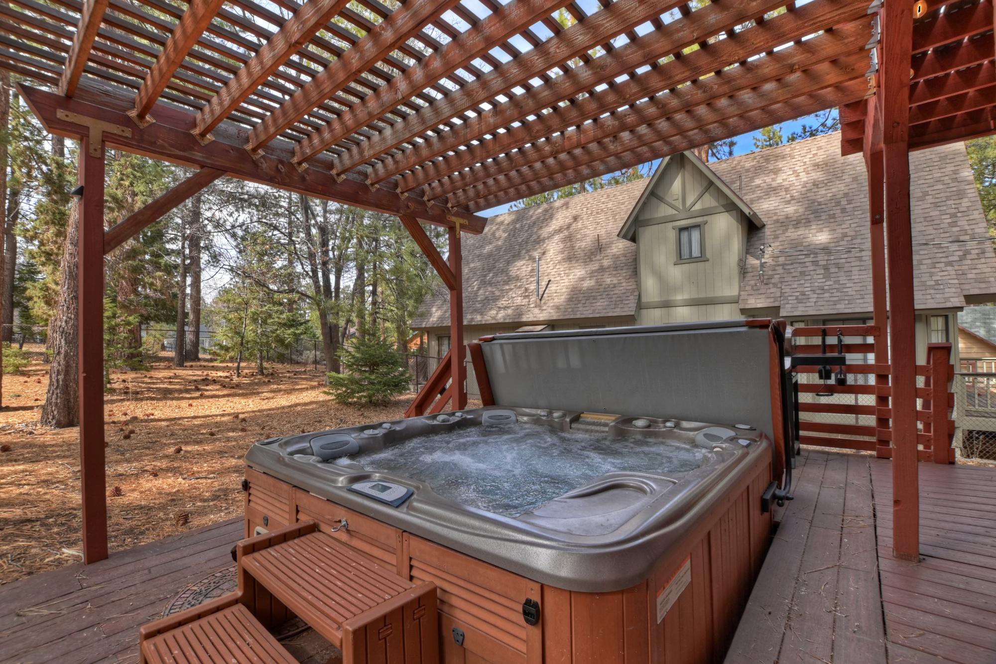 Big Bear Cabin - LittleDoeLodge - 0001