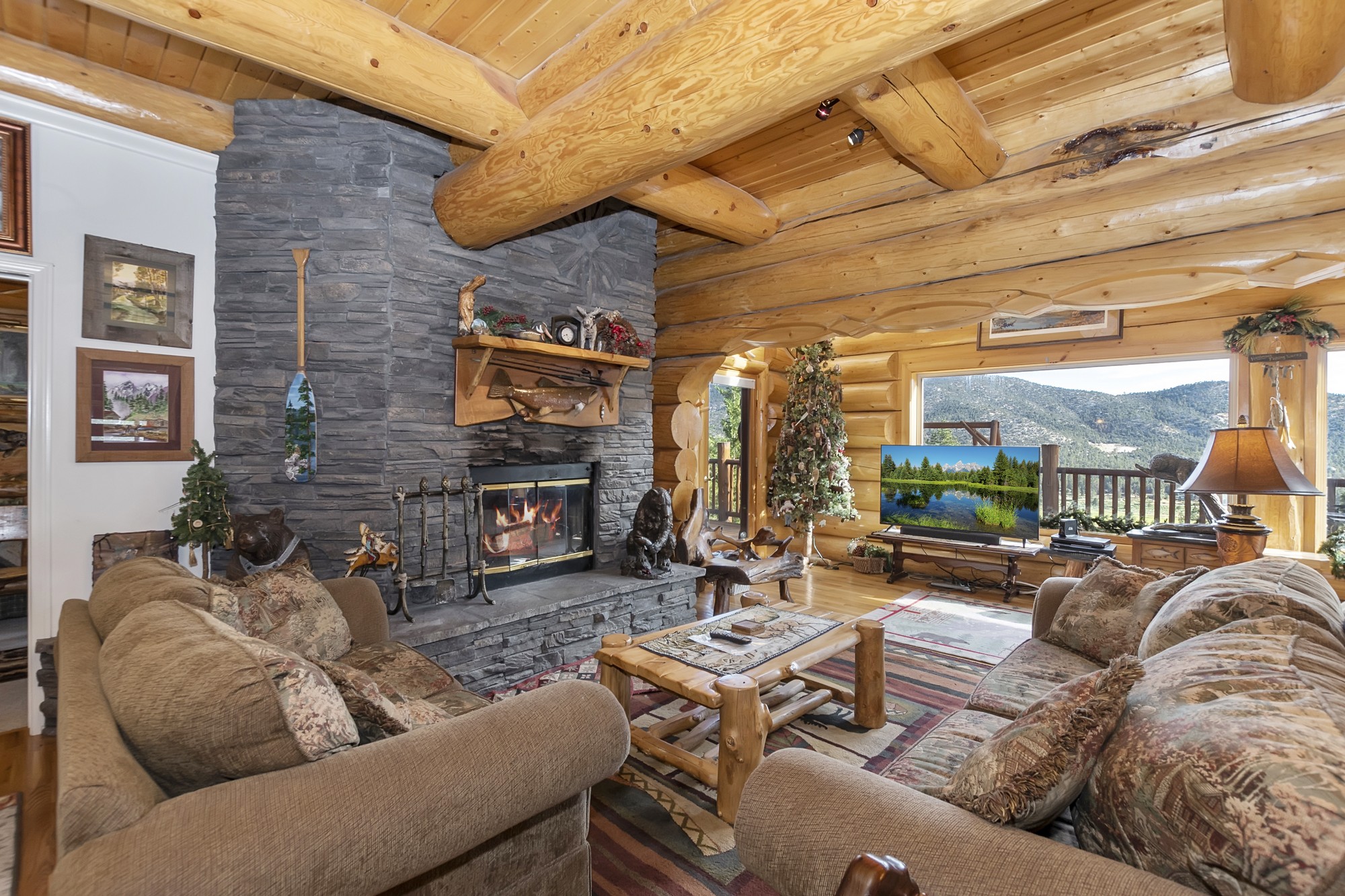 Big Bear Cabin - MajesticLodge - 0001