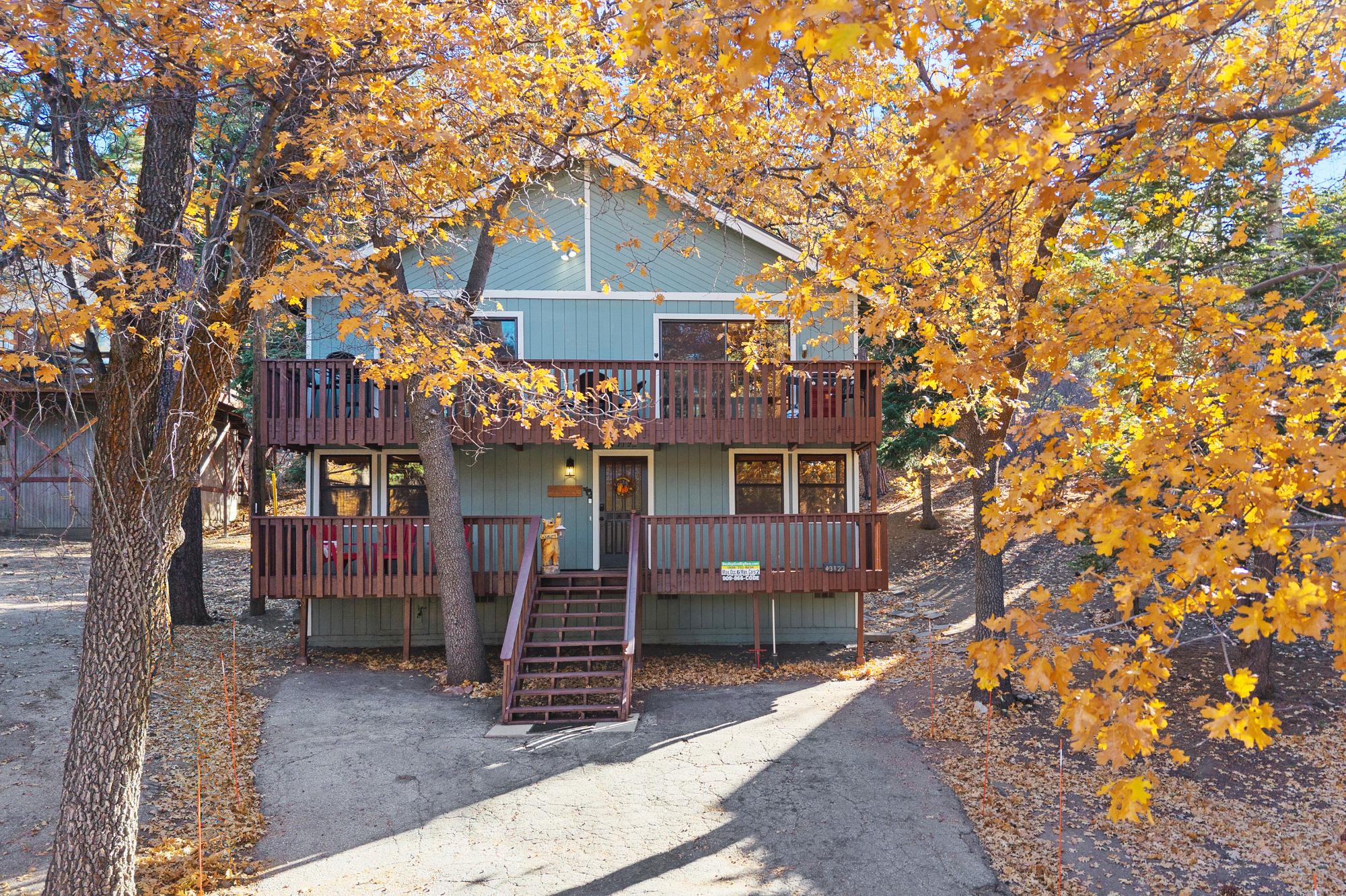 Big Bear Cabin - MiddleEarthInn - 0001