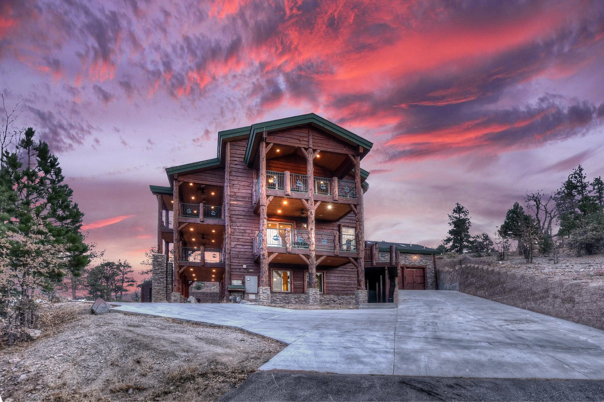 Big Bear Cabin - Mountain Masterpiece - 5