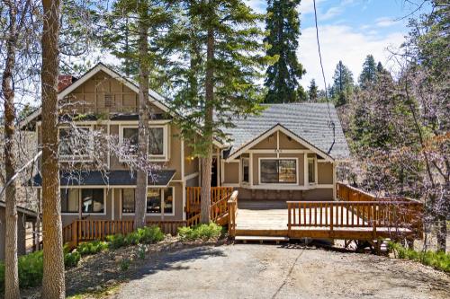 Big Bear Cabin - MountainPinesLodge - 0005