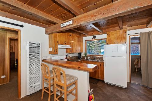 Big Bear Cabin - OakTreeRetreat - 0002