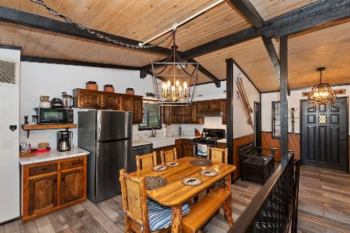 Big Bear Cabin - OverlookChalet - 0004
