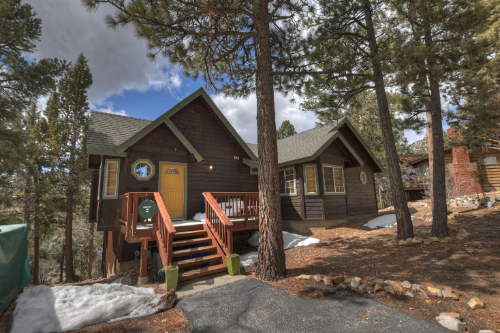 Big Bear Cabin - PacificCrestTrailCabin - 0005