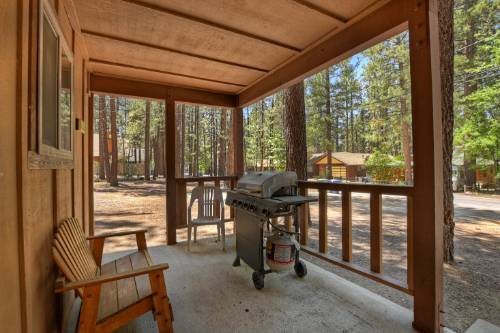 Big Bear Cabin - PinonLodge - 0005