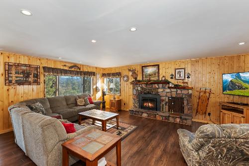 Big Bear Cabin - PonderosabytheLake - 0002