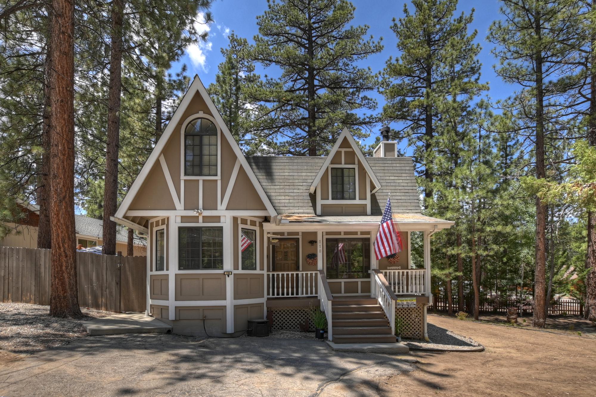 Big Bear Cabin - RelaxationFlats - 0001