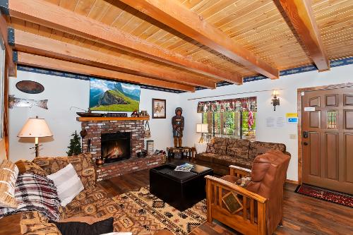 Big Bear Cabin - RelaxationFlats - 0002