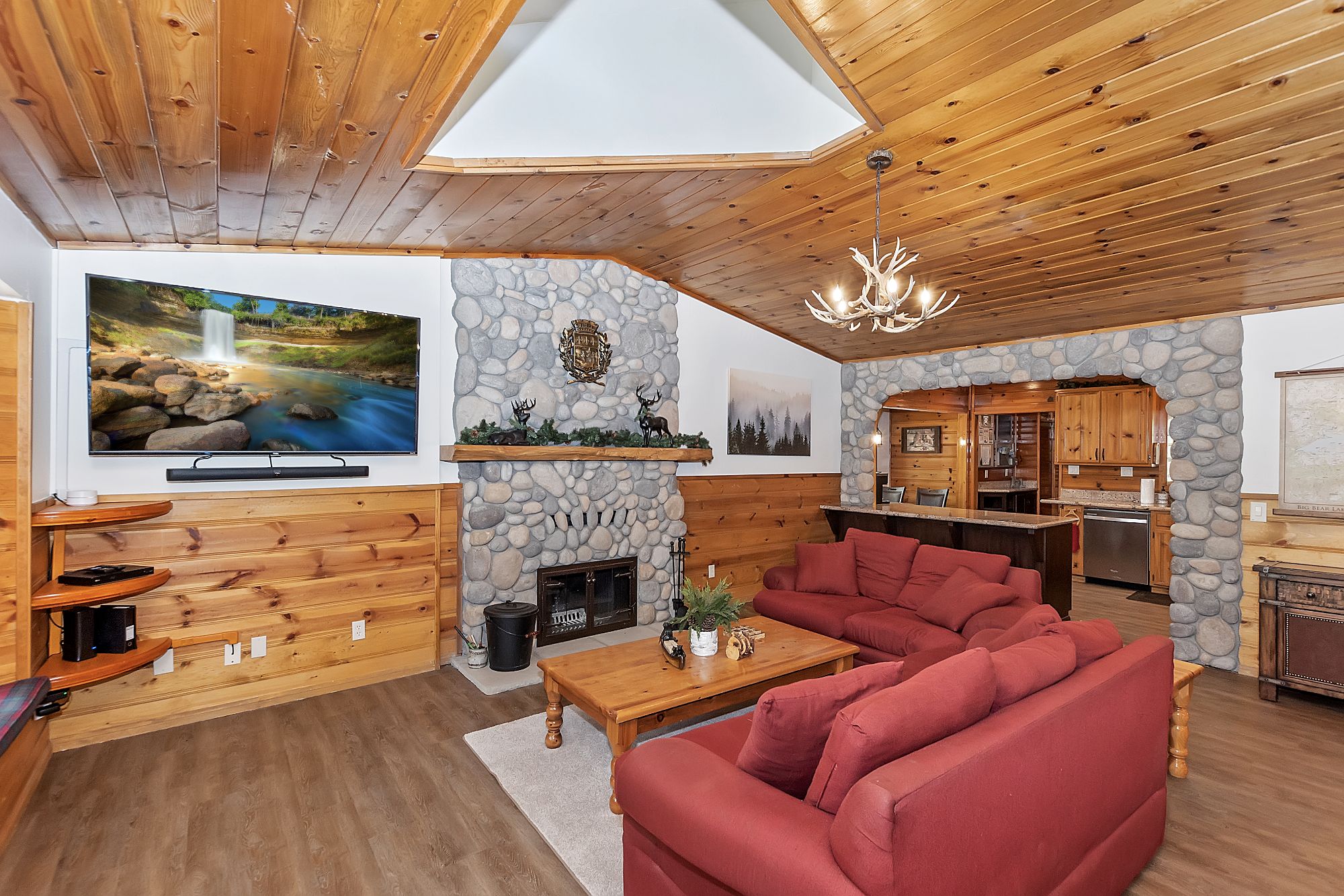 Big Bear Cabin - RiverRockRetreat - 0001