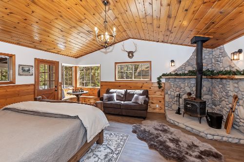 Big Bear Cabin - RiverRockRetreat - 0003
