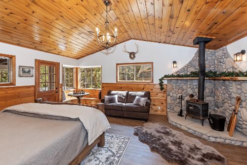 Big Bear Cabin - RiverRockRetreat - 0003