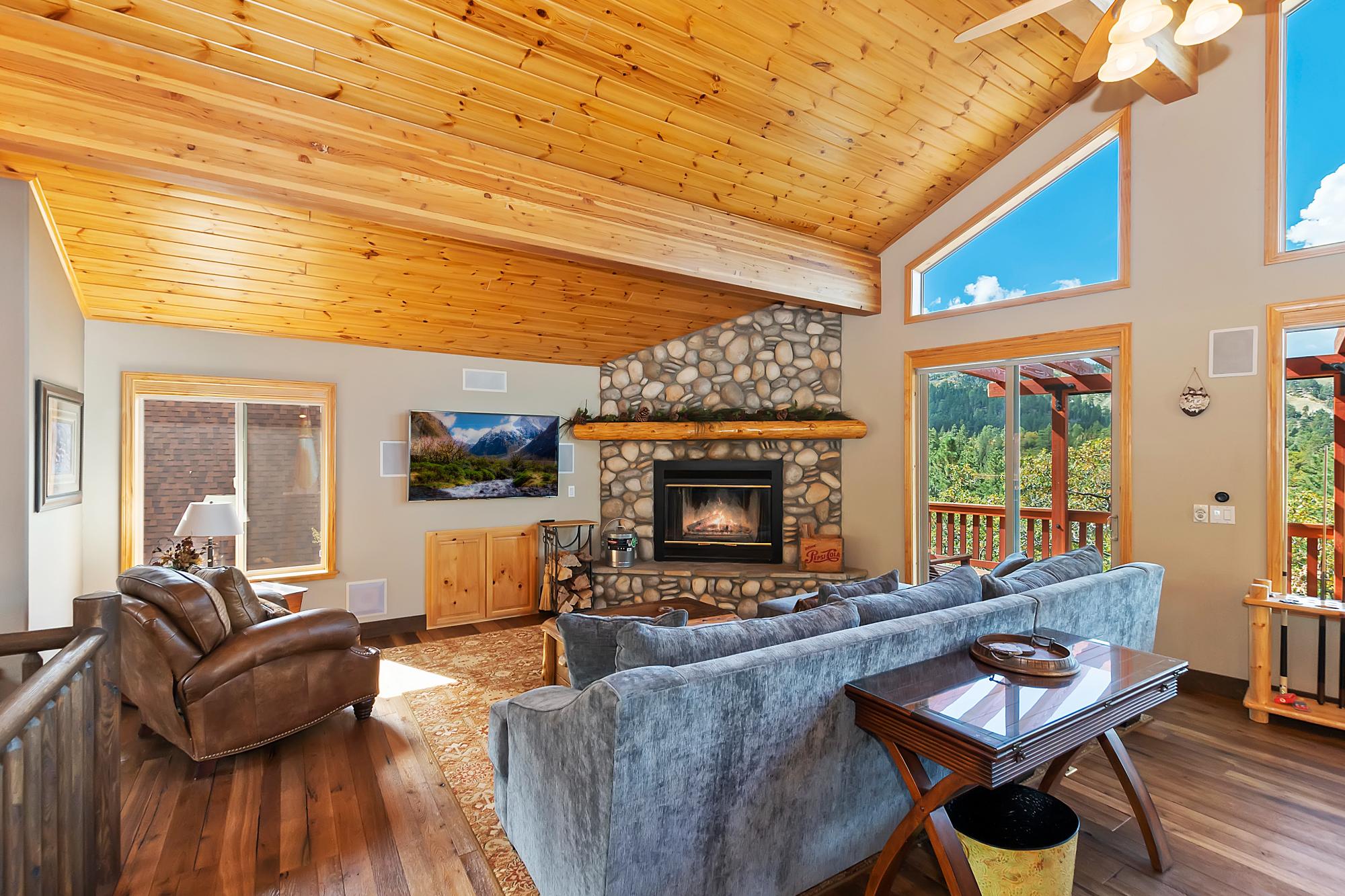 Big Bear Cabin - Ski and View Lodge - 5