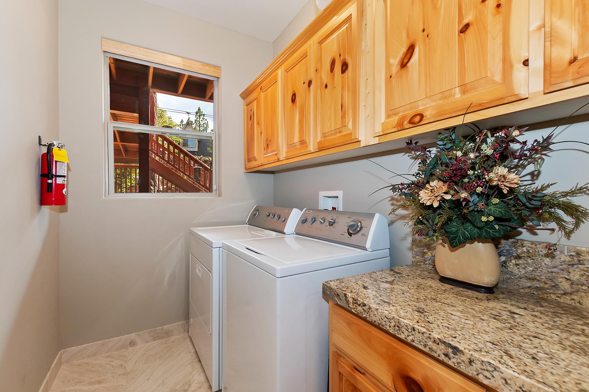 Big Bear Cabin - Ski and View Lodge - 20