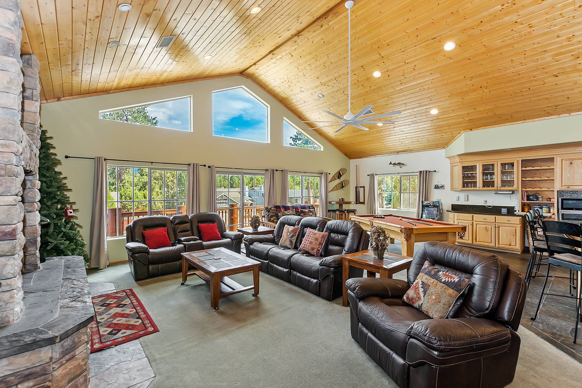 Big Bear Cabin - Sky View Lodge - 1