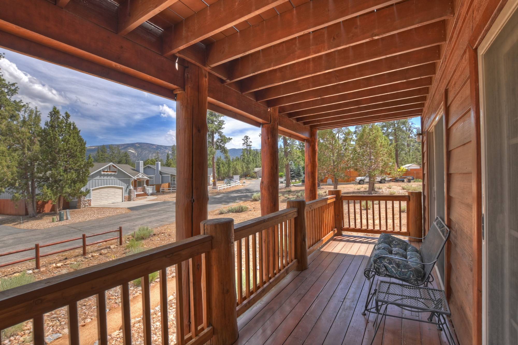 Big Bear Cabin - Sky View Lodge - 10