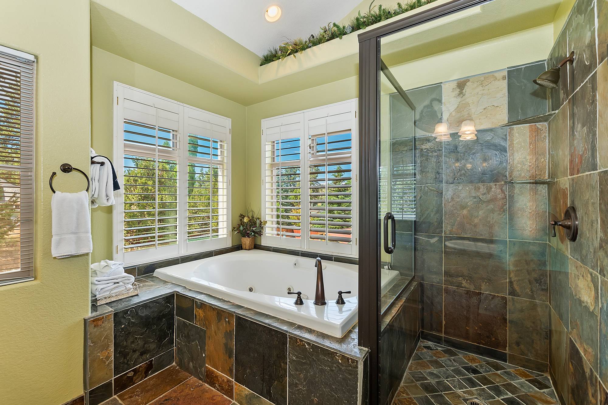 Big Bear Cabin - Sky View Lodge - 20