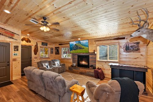 Big Bear Cabin - SkylineLodge - 0002