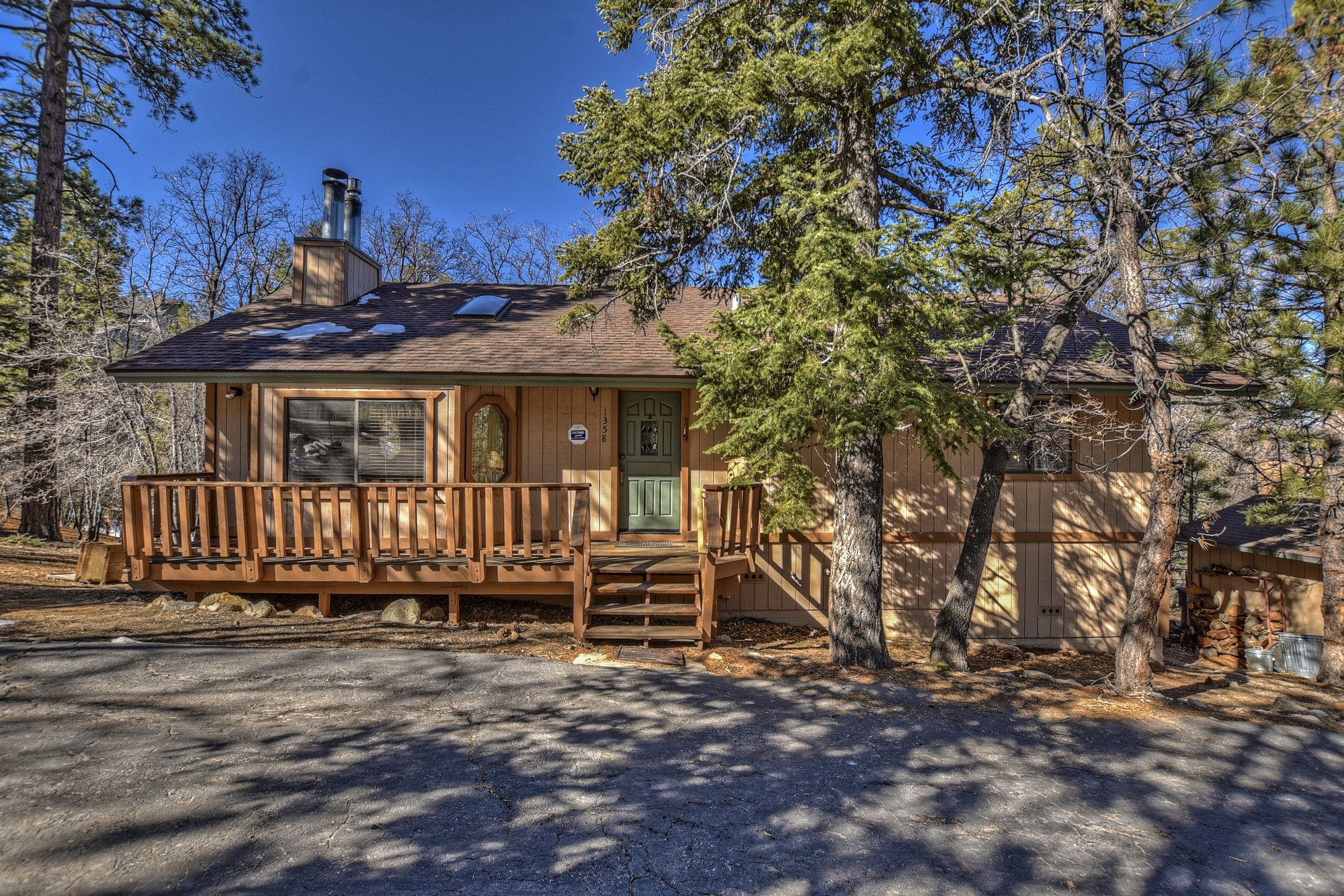 Big Bear Cabin - SnookyBear'sDen - 0001