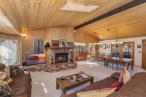 Big Bear Cabin - SnookyBear'sDen - 0002