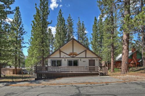 Big Bear Cabin - SugarBearyRetreat - 0005