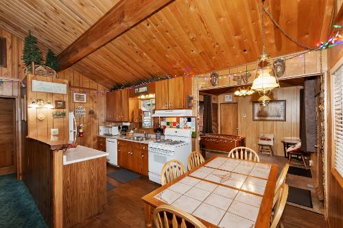 Big Bear Cabin - SummitSecret - 0004