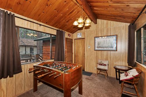 Big Bear Cabin - SummitSecret - 0003
