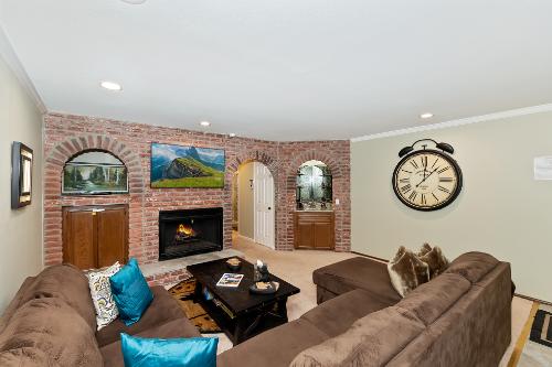 Big Bear Cabin - TheBearsDen - 0001