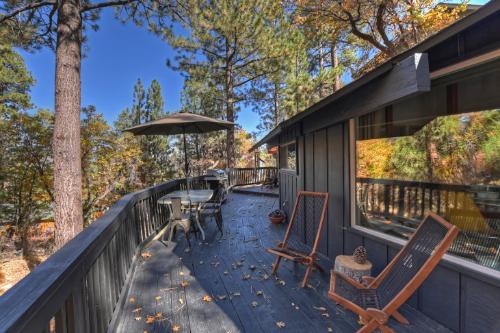 Big Bear Cabin - TheCosmicCabin - 0003