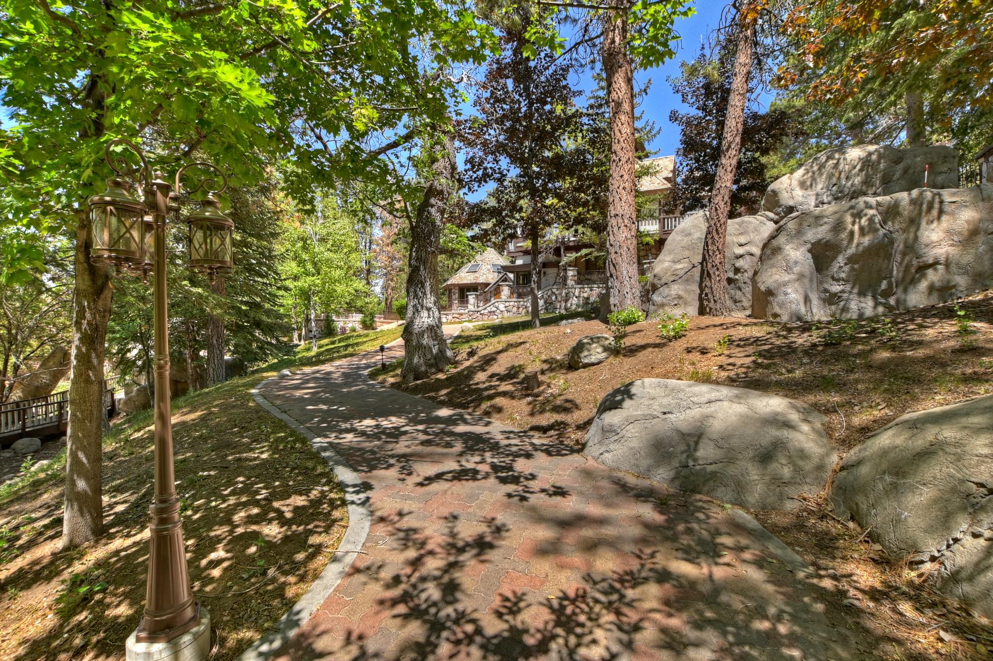 Big Bear Cabin - The Edgewood Mansion - 99
