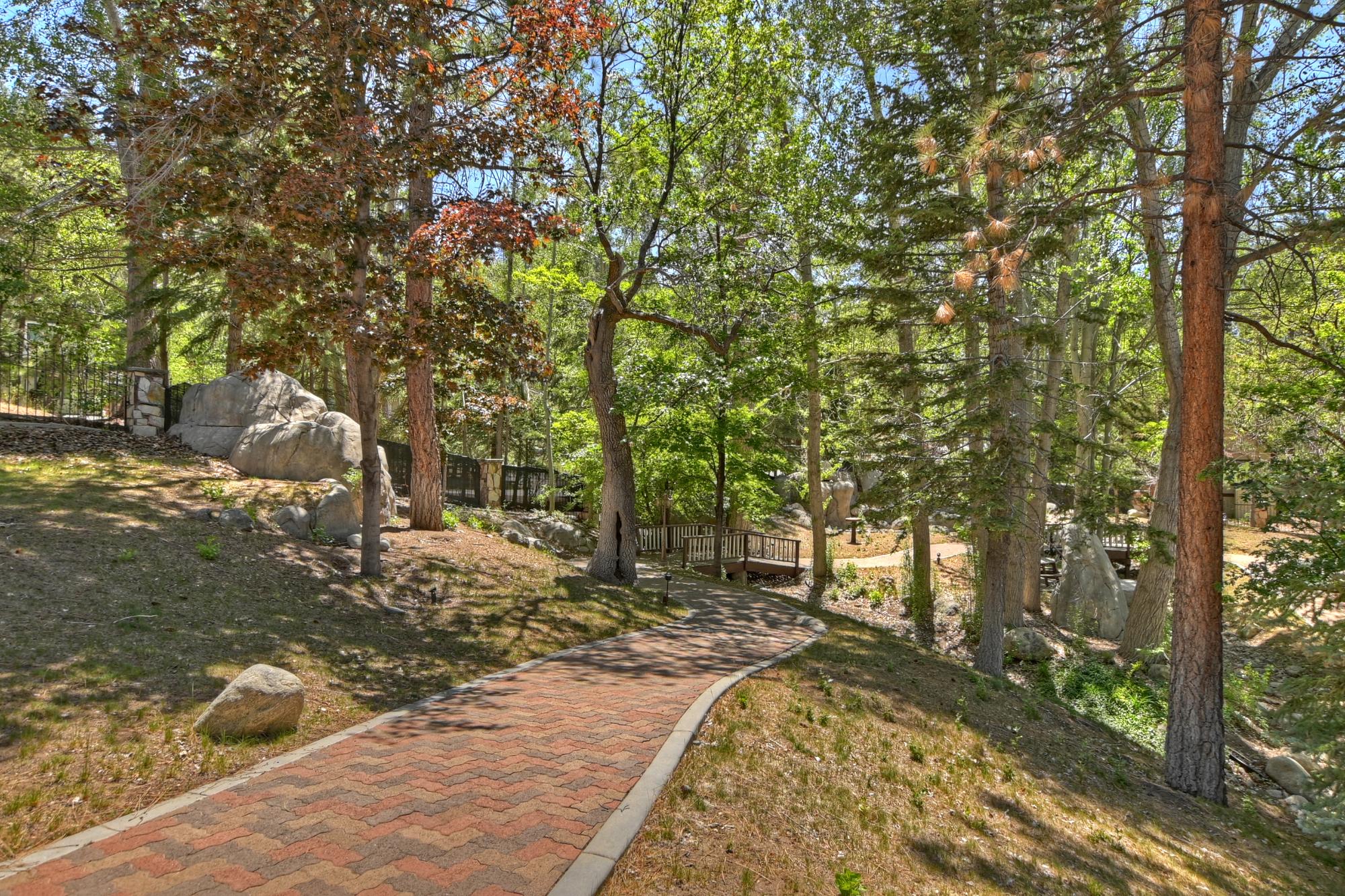 Big Bear Cabin - The Edgewood Mansion - 100