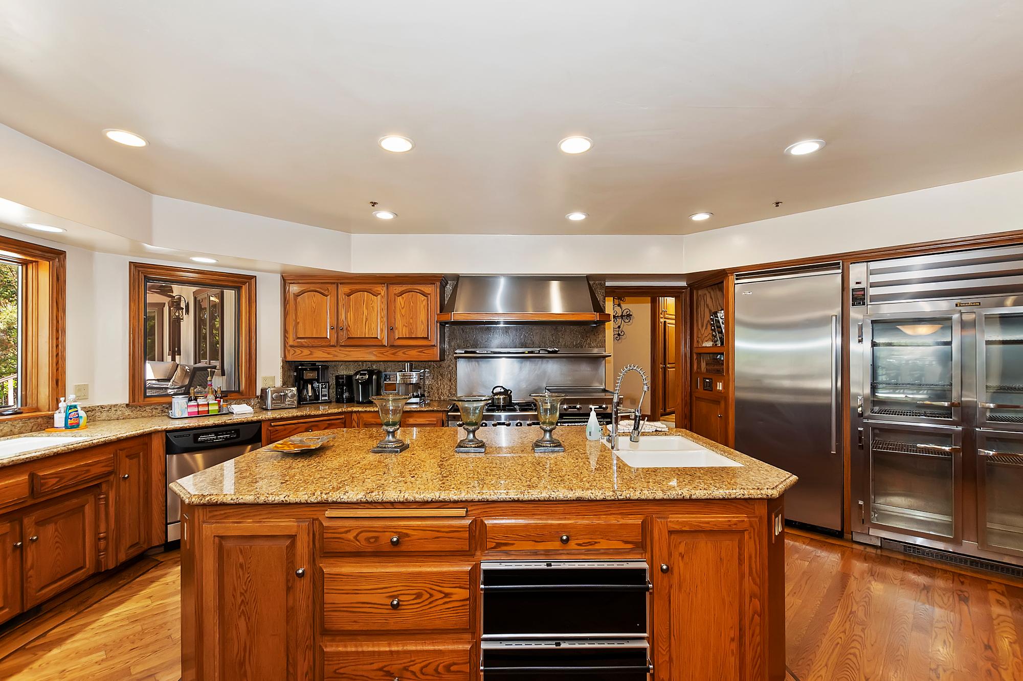 Big Bear Cabin - The Edgewood Mansion - 16