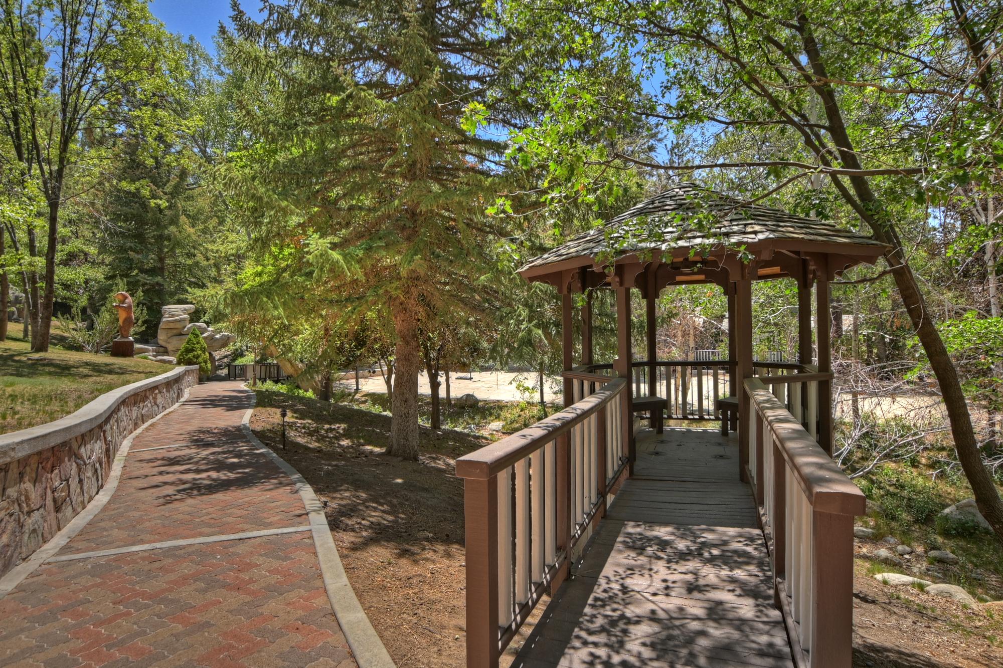 Big Bear Cabin - The Edgewood Mansion - 88
