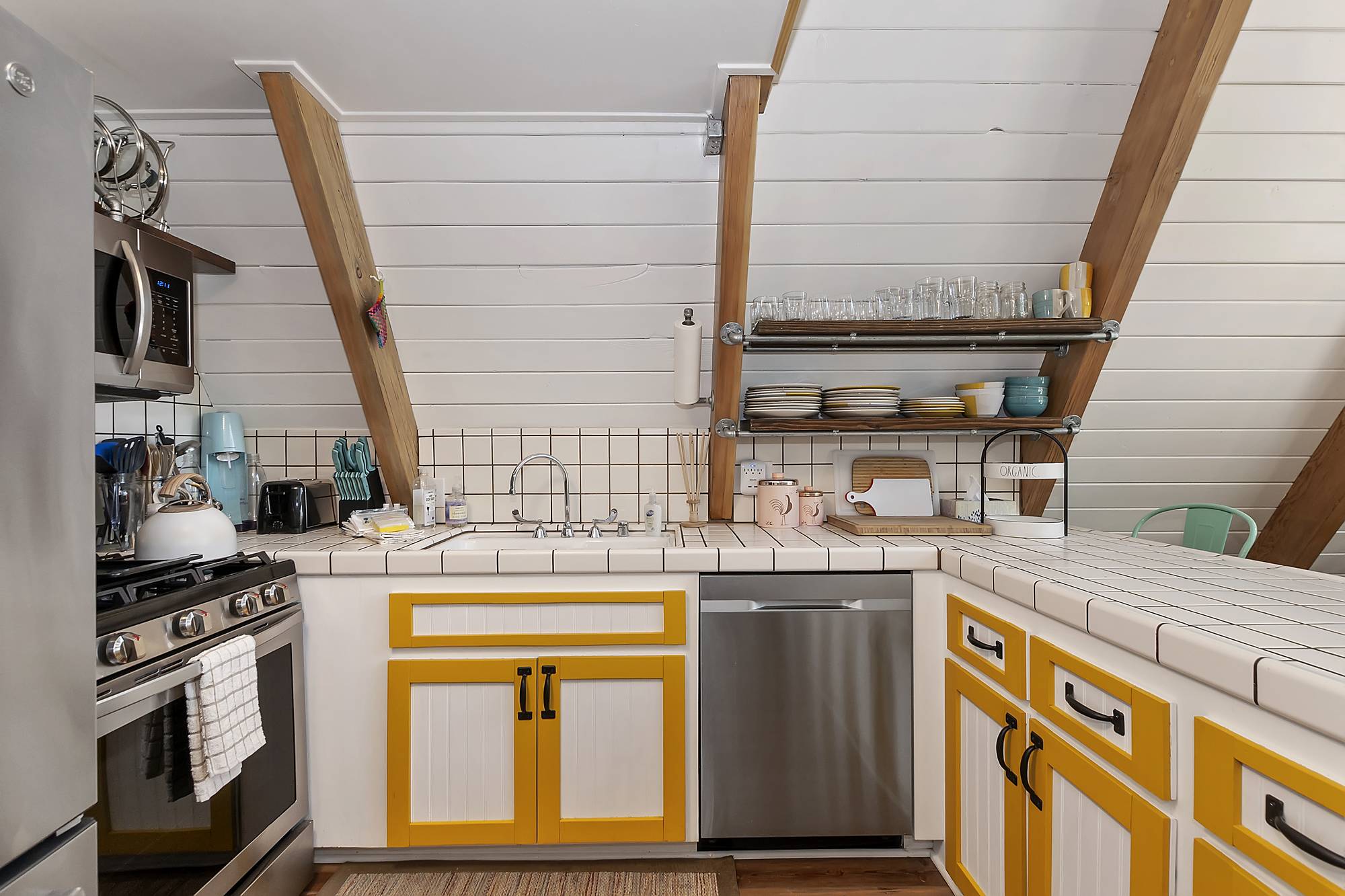 Big Bear Cabin - The Frame - 9