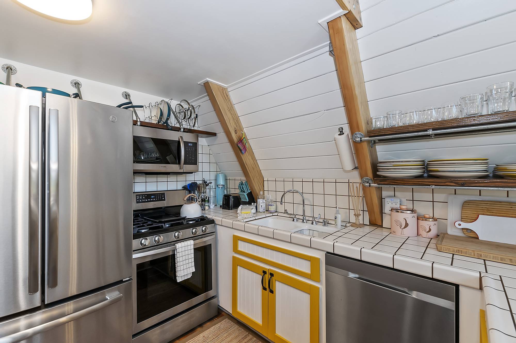 Big Bear Cabin - The Frame - 10