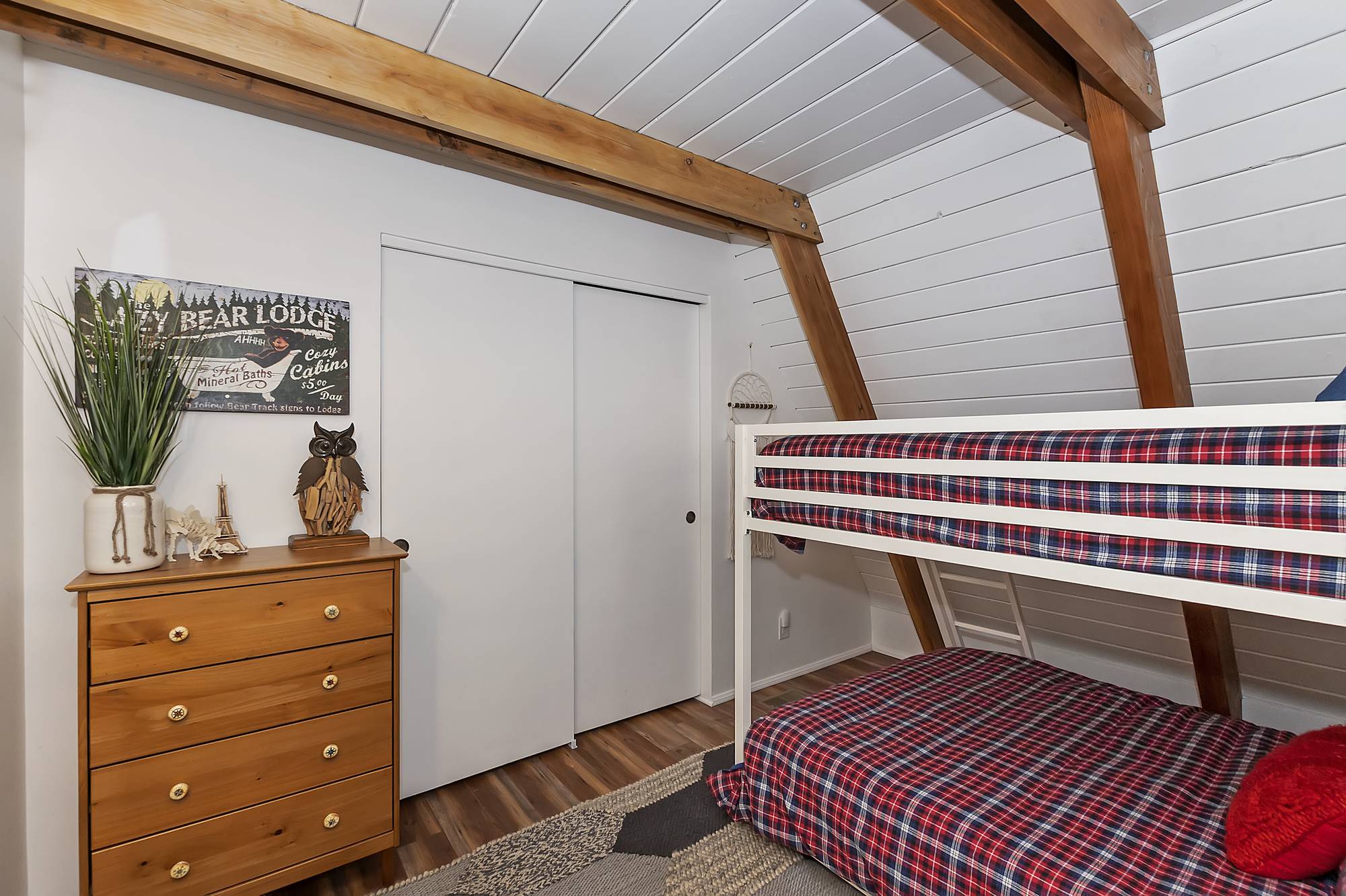 Big Bear Cabin - The Frame - 13