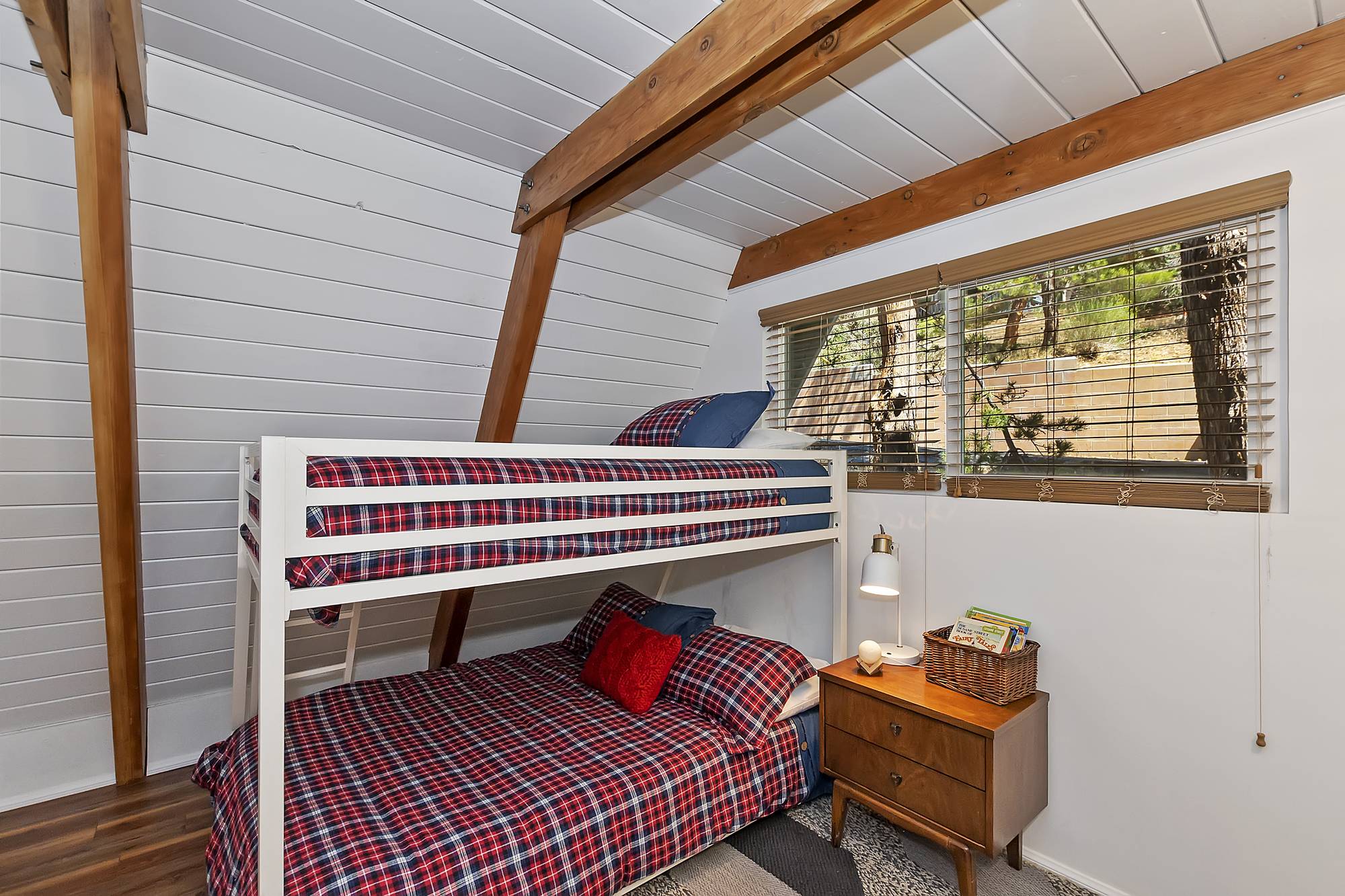 Big Bear Cabin - The Frame - 14