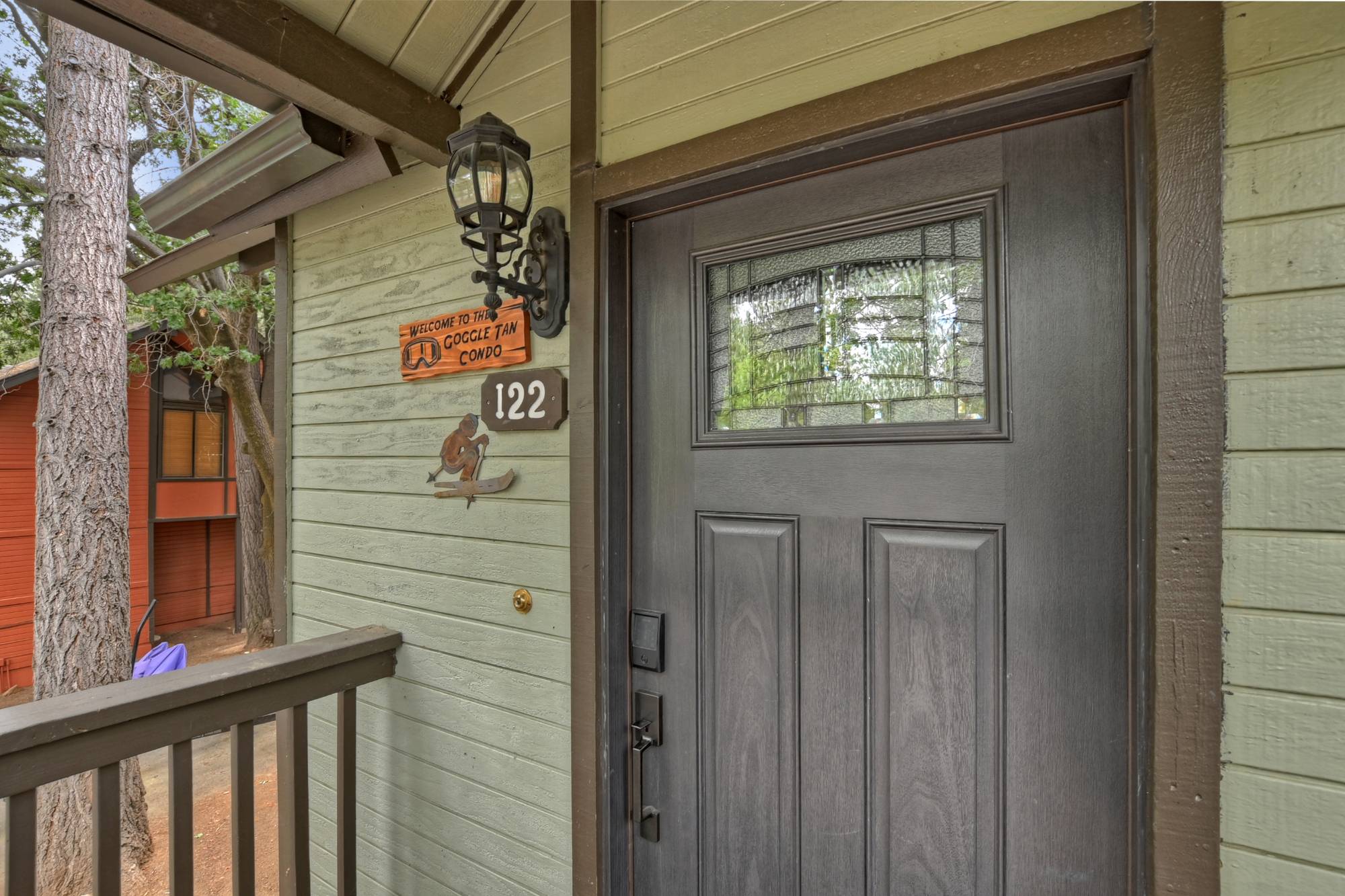 Big Bear Cabin - The Goggle Tan Condo - 5