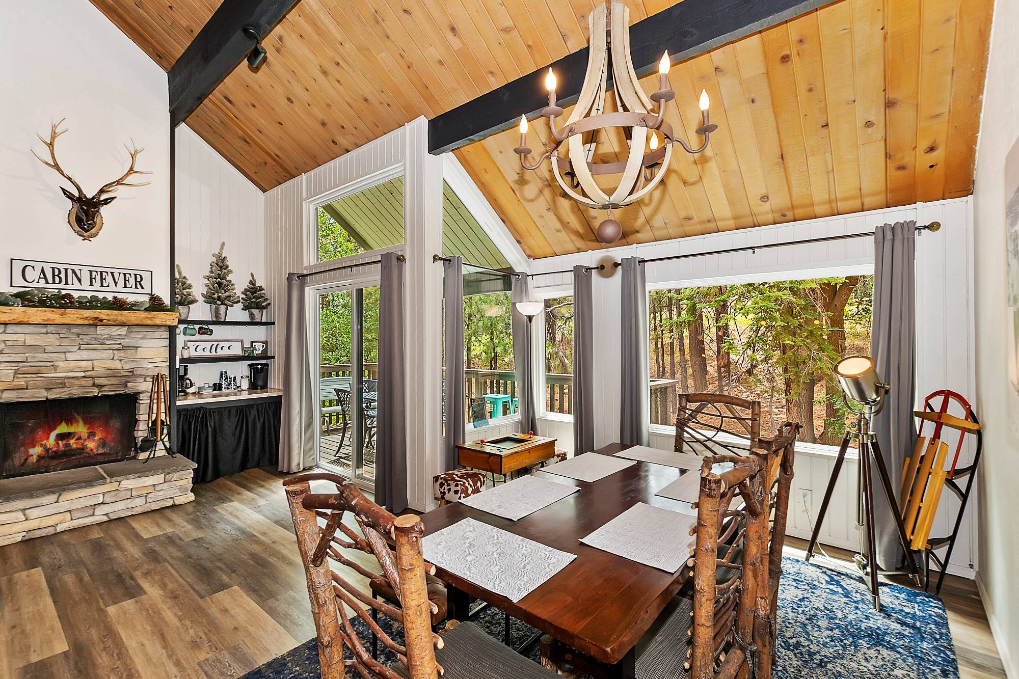 Big Bear Cabin - The Goggle Tan Condo - 11