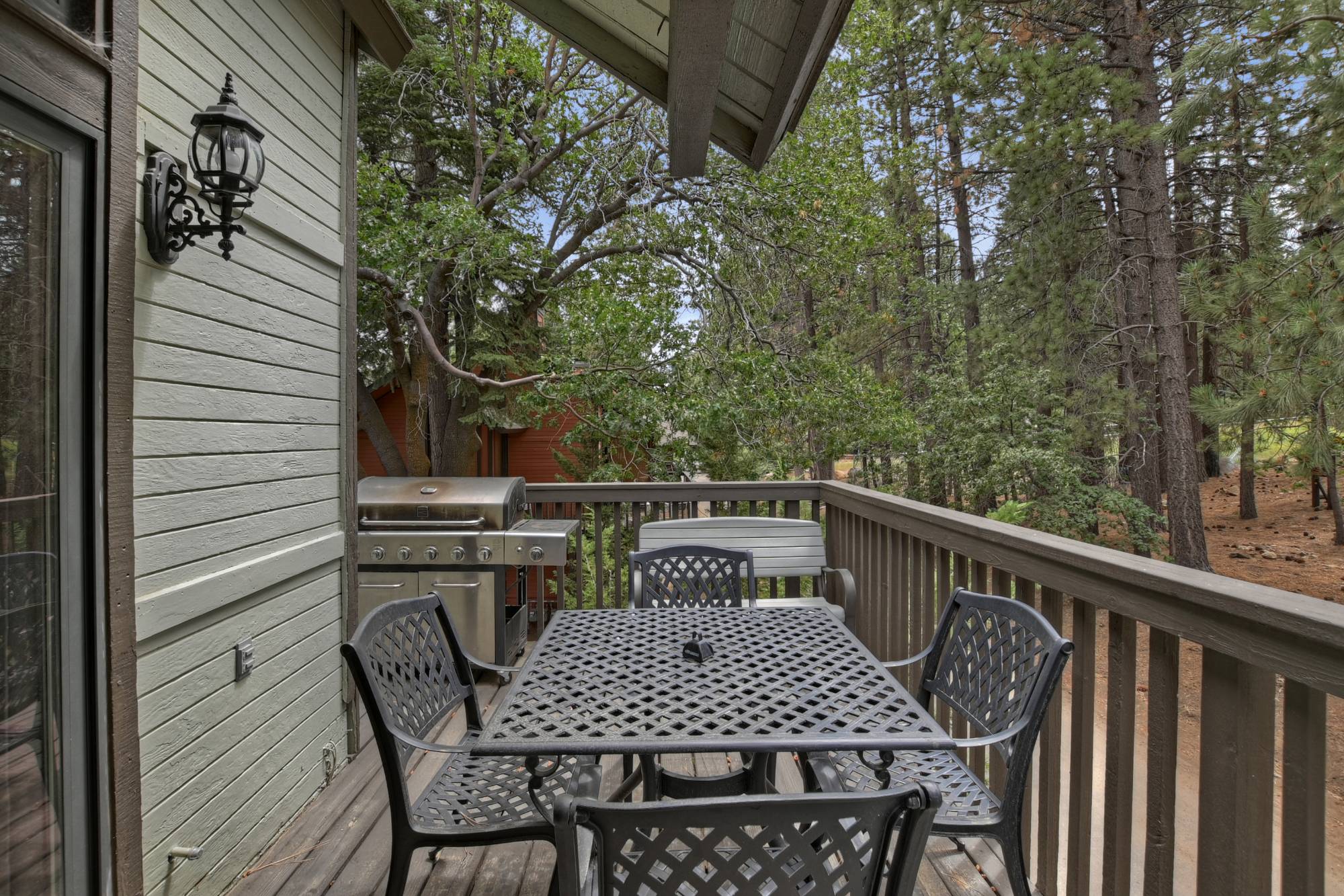 Big Bear Cabin - The Goggle Tan Condo - 13